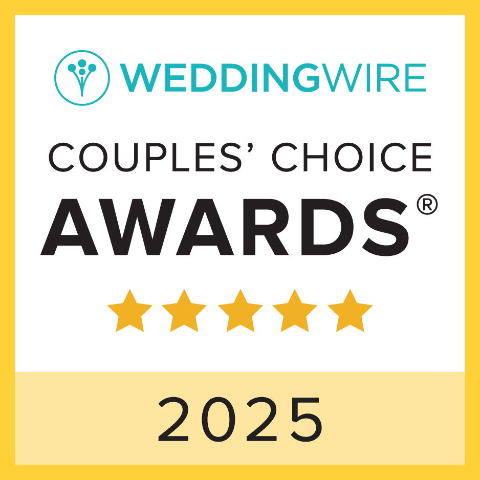 WeddingWire Couples' Choice Awards 2025 badge with five stars.